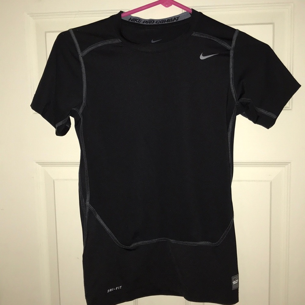 Kids XL Nike compression pro combat short sleeve